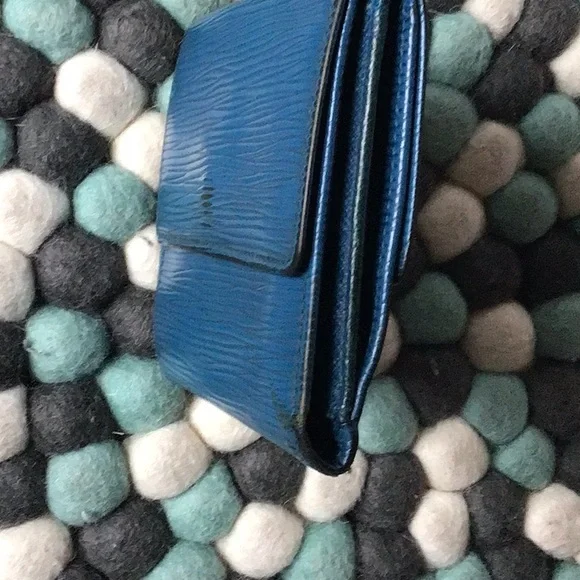 Louis Vuitton Blue Epi Speedy 25 - Picture 13 of 14